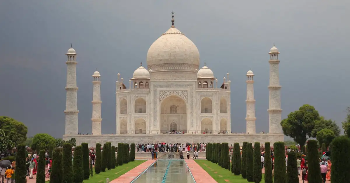 Qual è il riassunto di 'Un passaggio in India'?