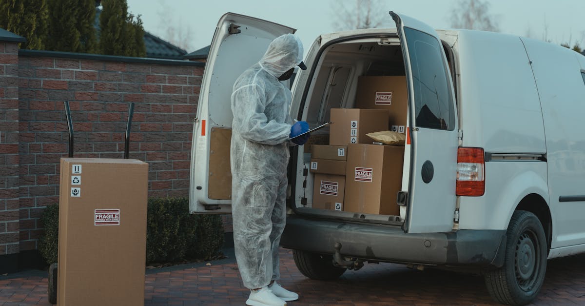 Qual è stato il primo furgone e camion mai costruiti?