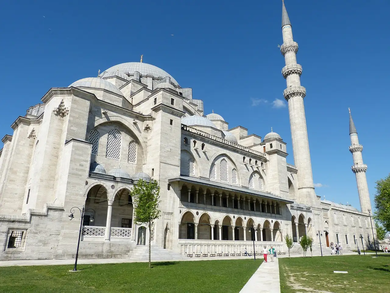 Qual è l'importanza storica della moschea Süleymaniye?