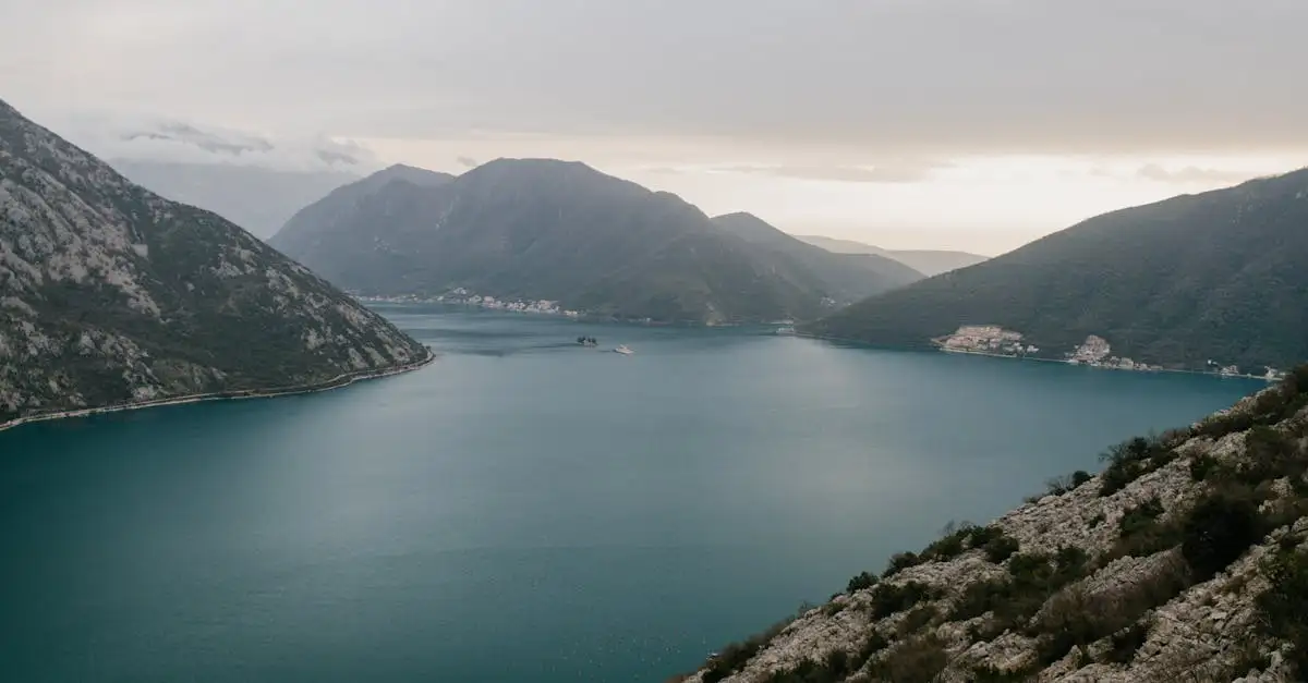Quali sono i segreti della famosa baia di Kotor in Montenegro?