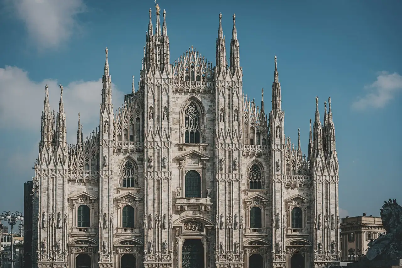 Qual è la città italiana simbolo dell'architettura gotica?