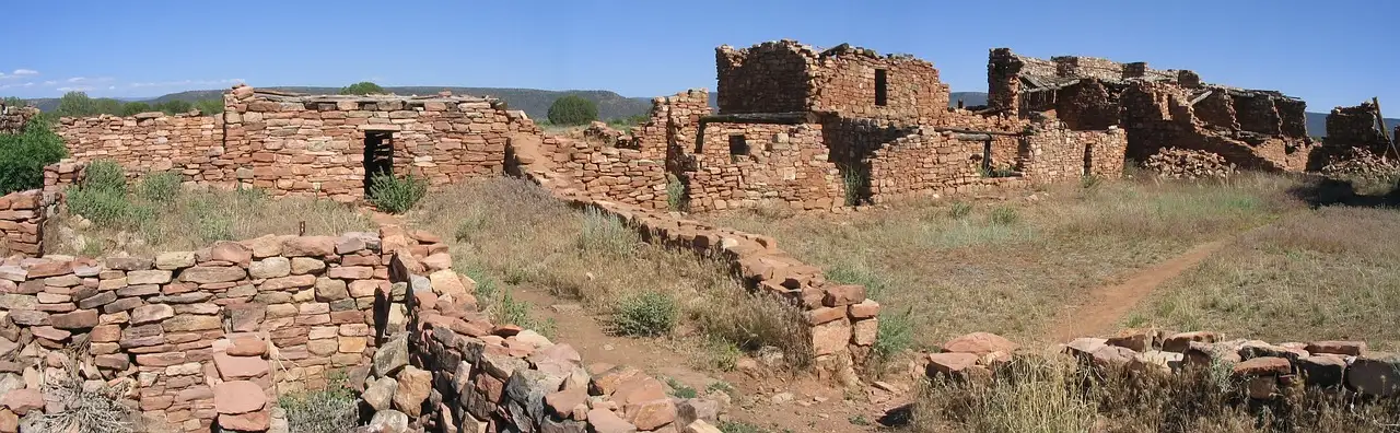 Come è stata creata la Terra secondo gli Hopi?