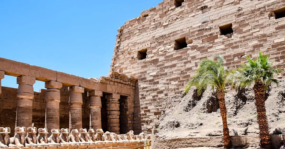 Quali tipi di tombe esistevano nell'antico Egitto?