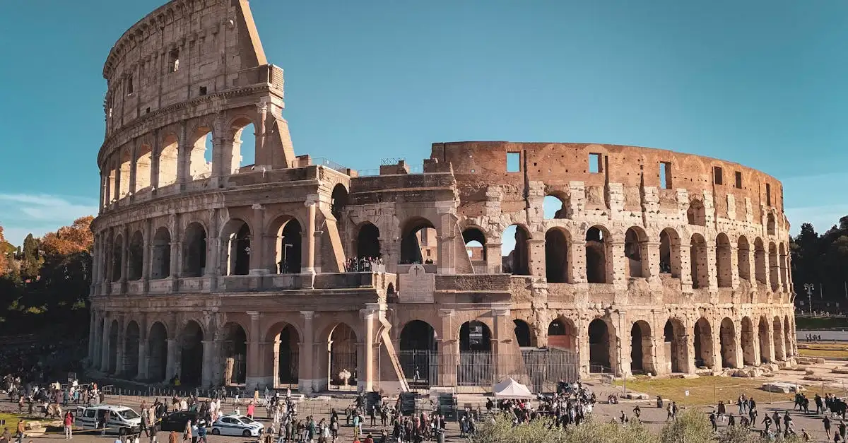 Qual è il nome dell'anfiteatro più famoso di Roma?