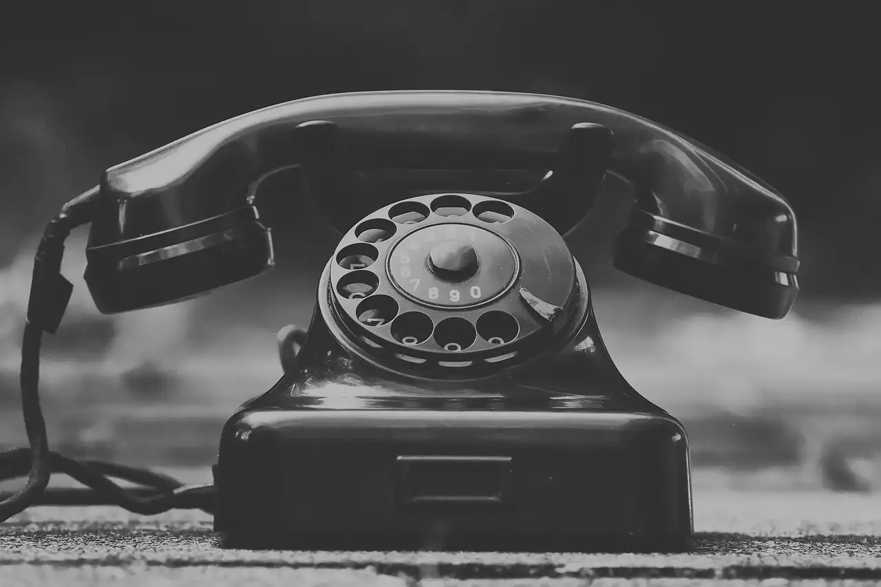 Qual è stato il primo messaggio inviato tramite telefono?