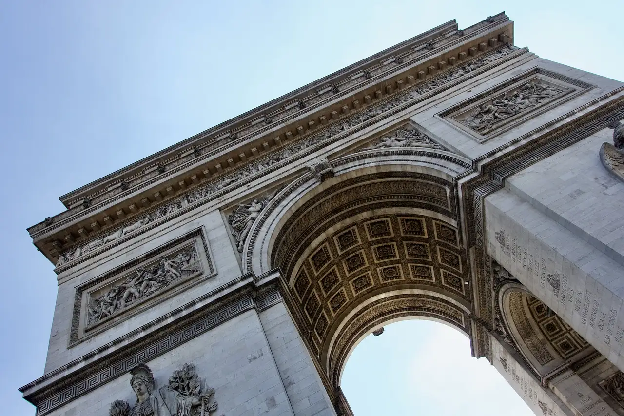 Chi ha dipinto La Giustizia di Parigi?