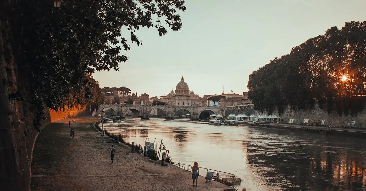 Qual è la città che ospita il Colosseo e il Foro Romano?
