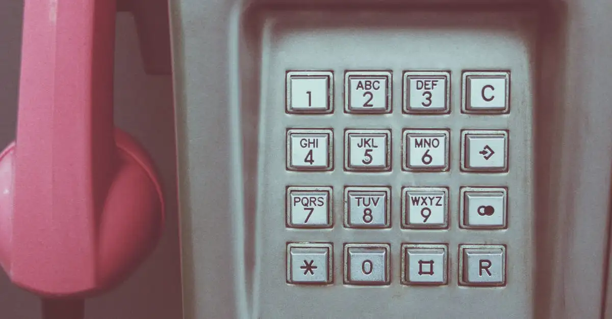 Quale impatto ebbero i telefoni a disco sulla telefonia anni '50?