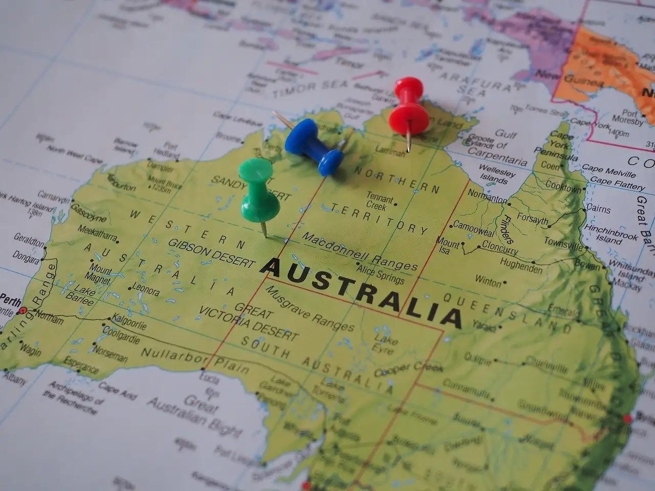 Quali erano le leggi sull'immigrazione bianca in Australia?