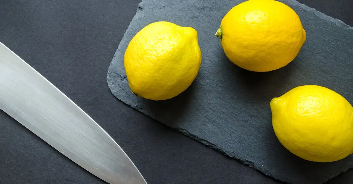 Come eliminare l'odore di pesce in cucina con il limone?
