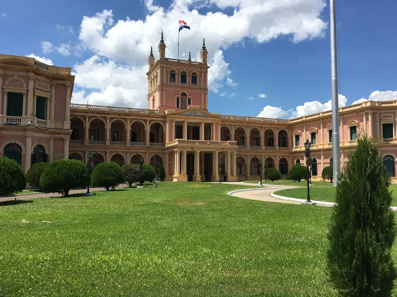 Qual è la capitale del Paraguay e perché è Asunción?