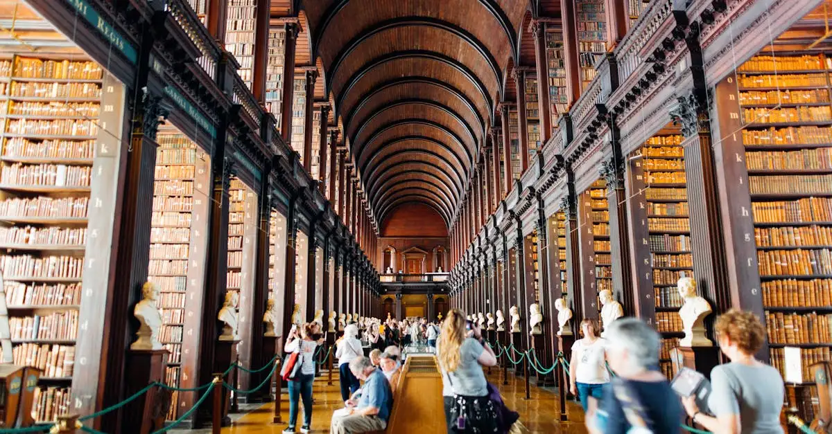 Qual è la città irlandese celebre per pub e letteratura?