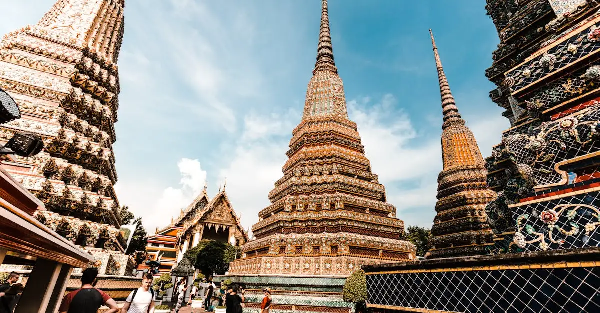Qual è la storia concisa della Thailandia in poche righe?