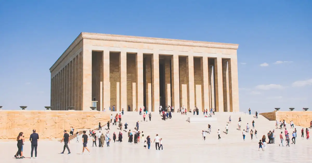 Come contribuì Atatürk alla nascita della Repubblica Turca?