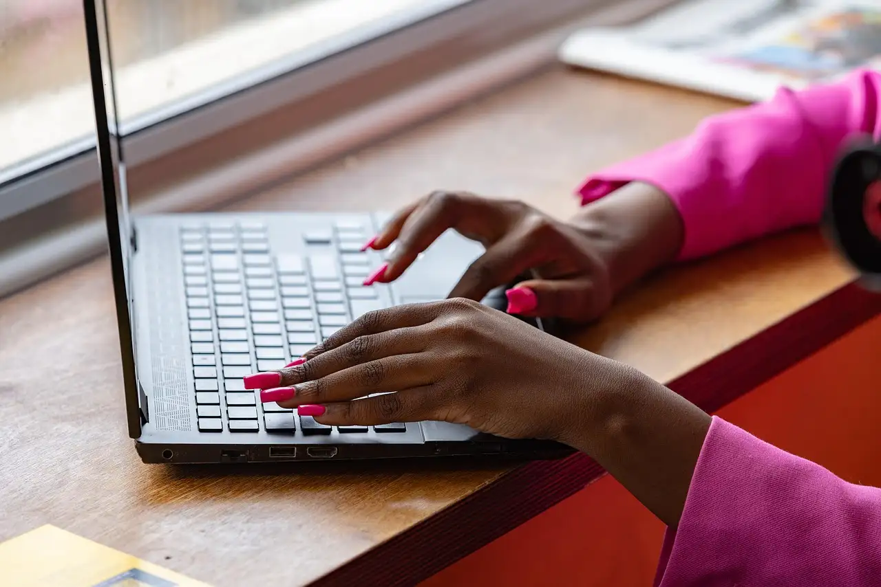 Qual è il metodo migliore per pulire il tuo laptop?