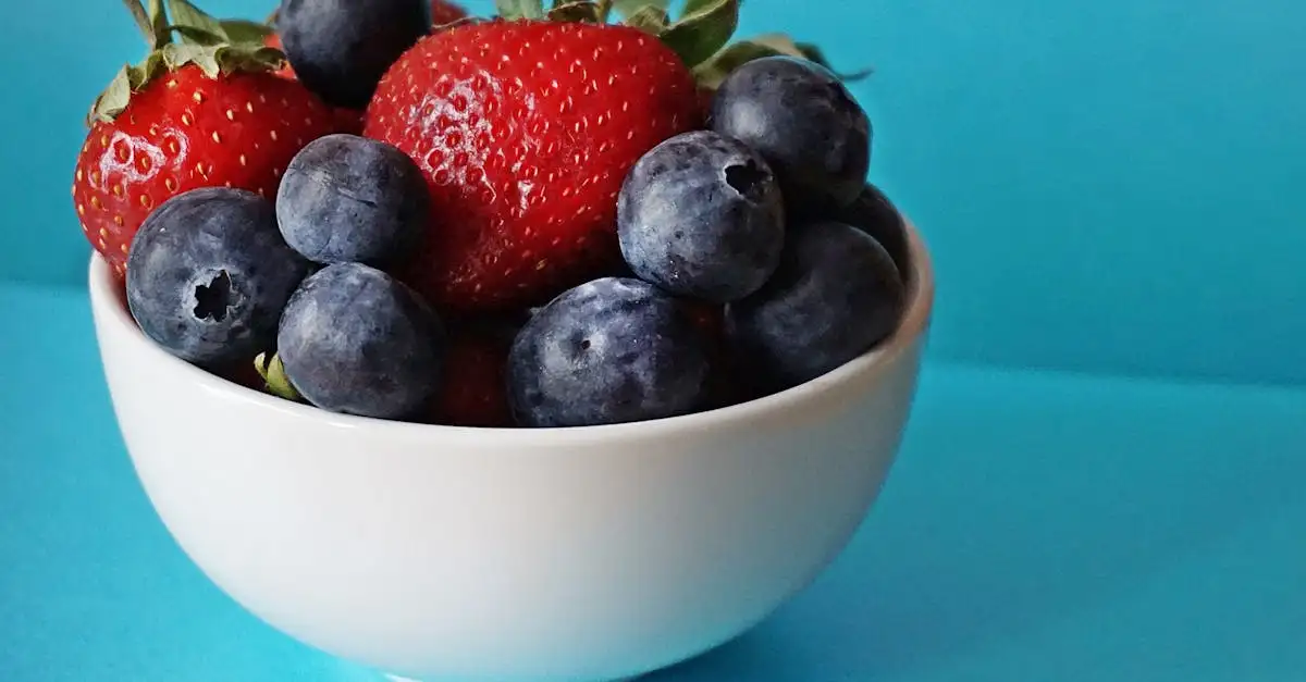 È sano mangiare un'intera vaschetta di fragole?