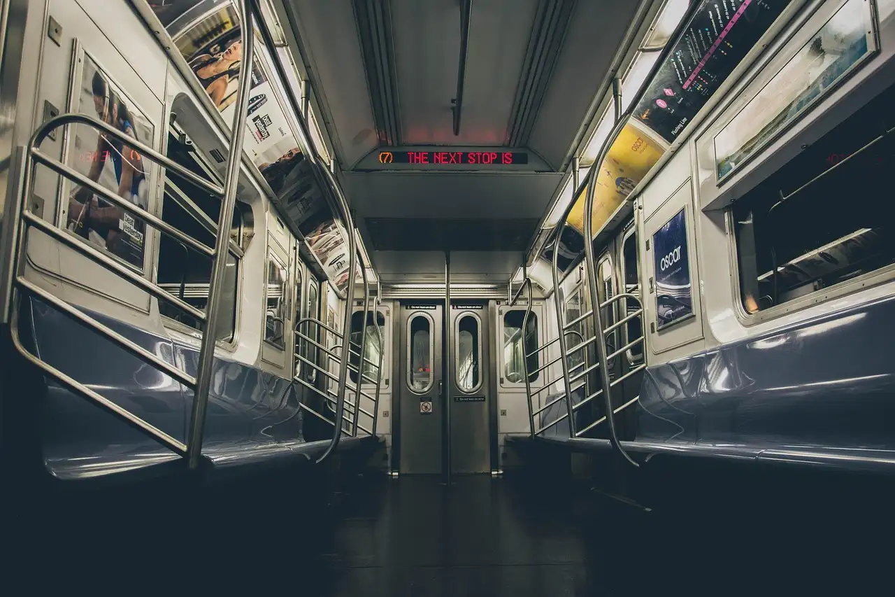 Qual è la storia della prima metropolitana del mondo?