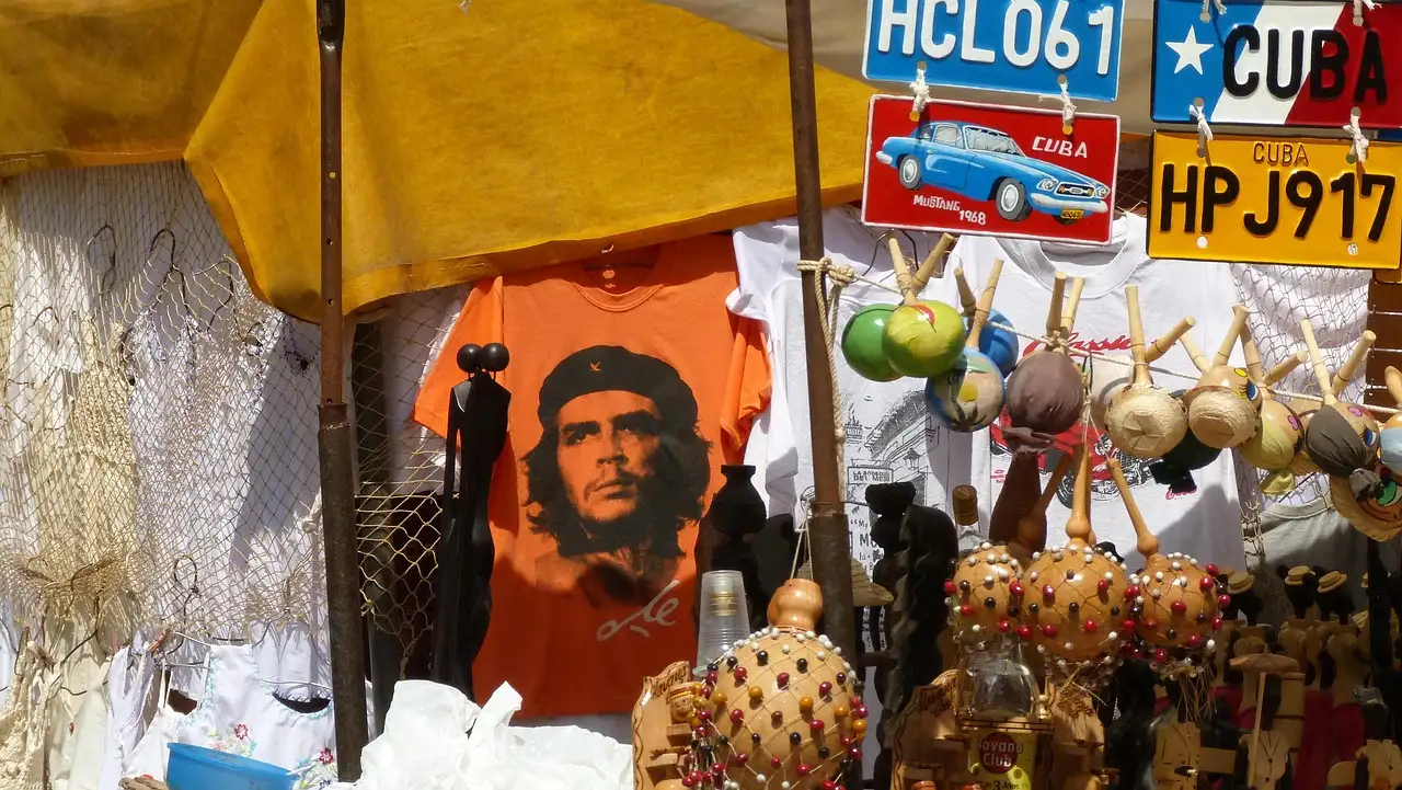 Chi era il guerrigliero al fianco di Castro e Che Guevara?